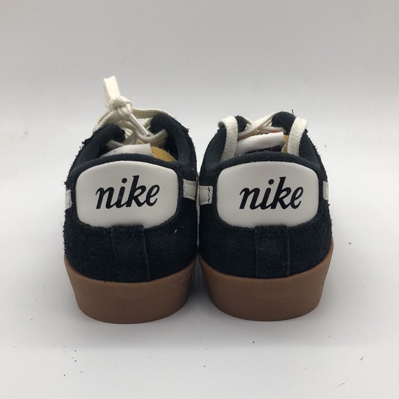 Women’s Nike Blazer Low ‘77 VNTG Black/White FQ8060-001 NWB - Picture 5 of 6